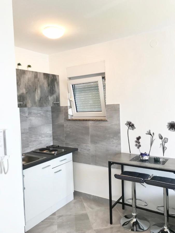 Studio Apartman Bruna-Liznjan, Medulin Luaran gambar